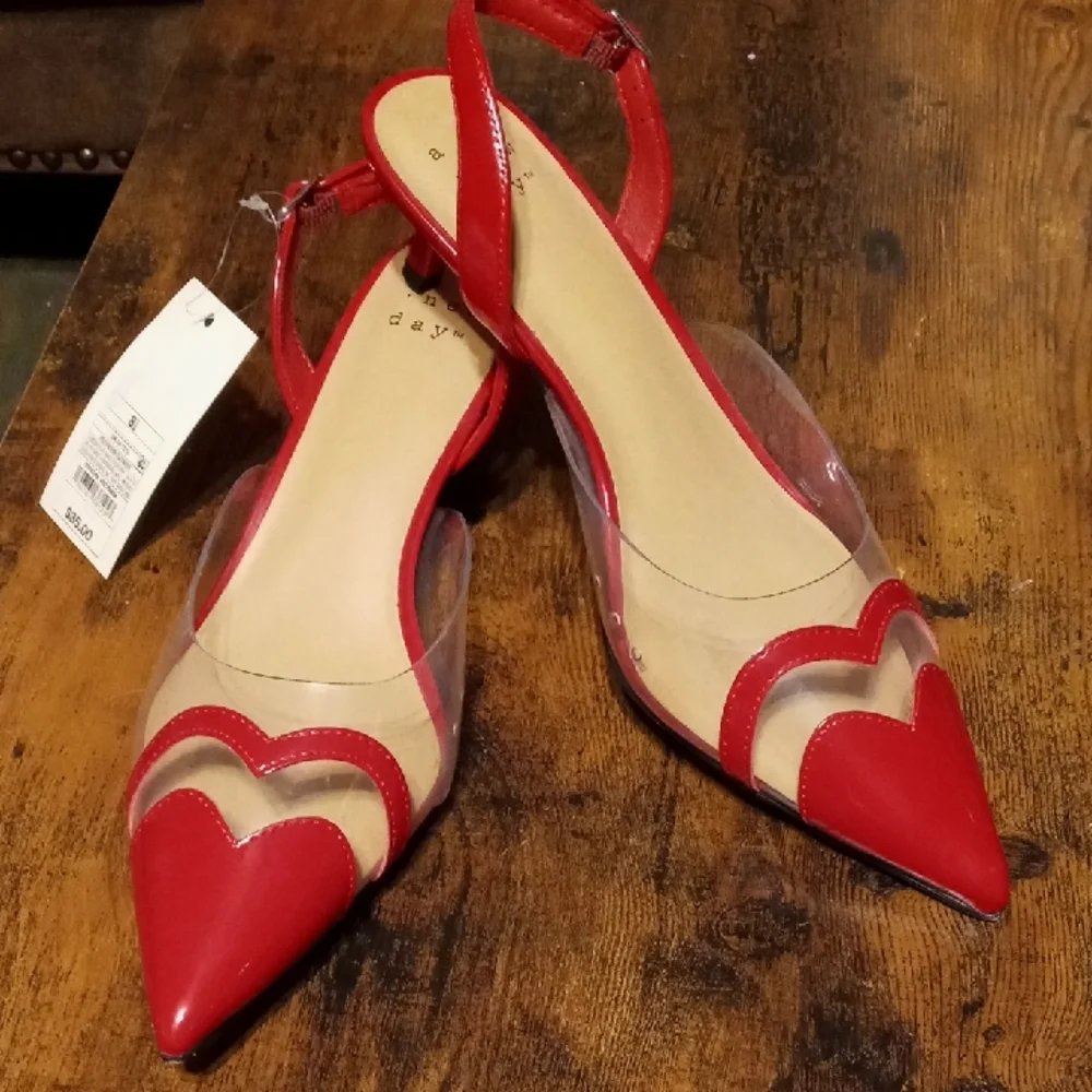 NWT sexy Red A New Day Multiple Sized Stunning Kitten 2" Heels - Picture 1 of 13